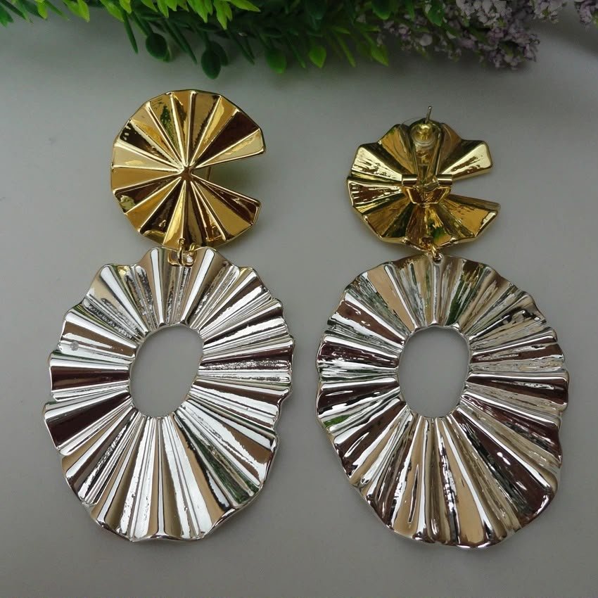 Traditional Floral Necklace Set product image