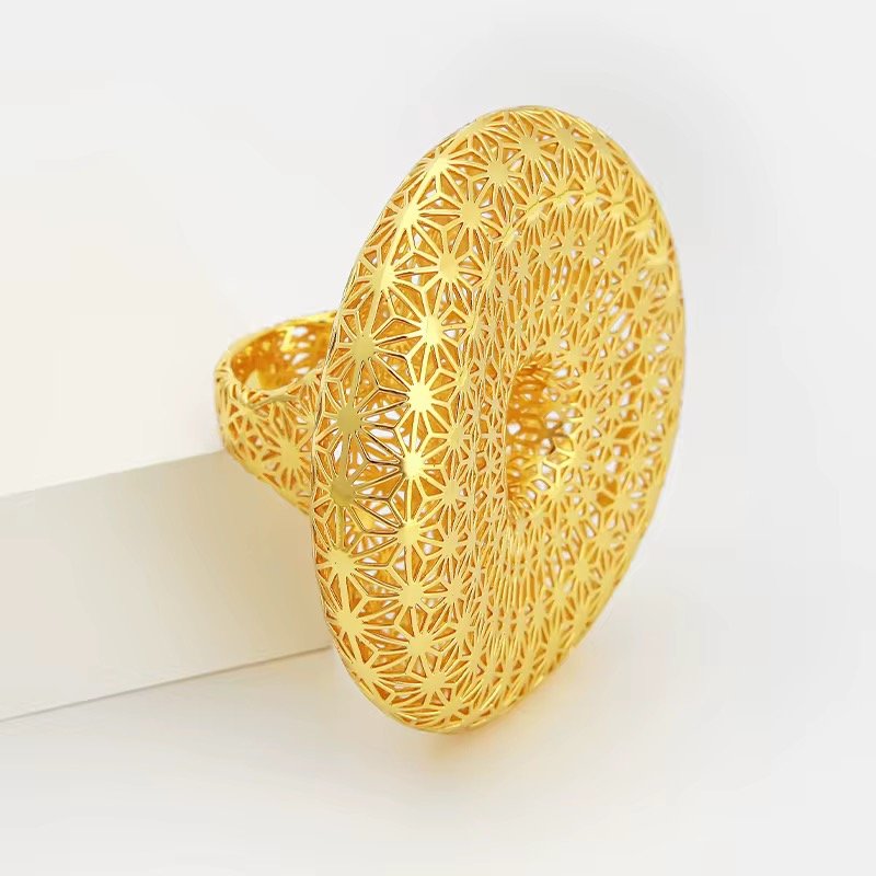 UFO - SHAPE FASHION RING