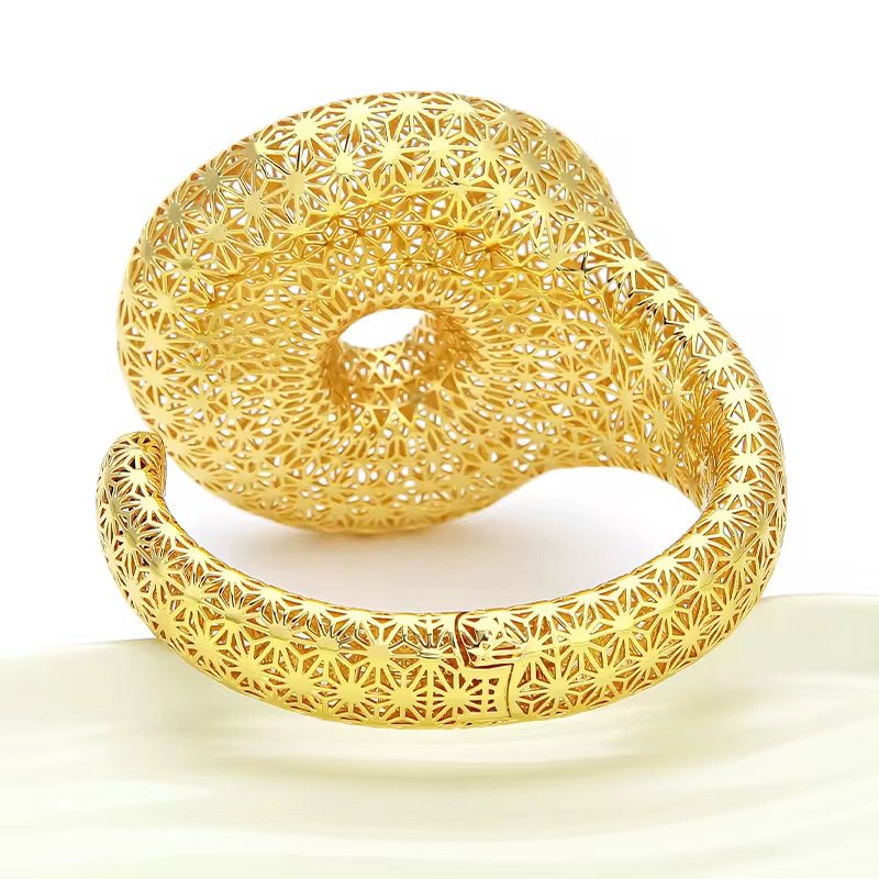 Gold Plated Filigree Disc Bracelet