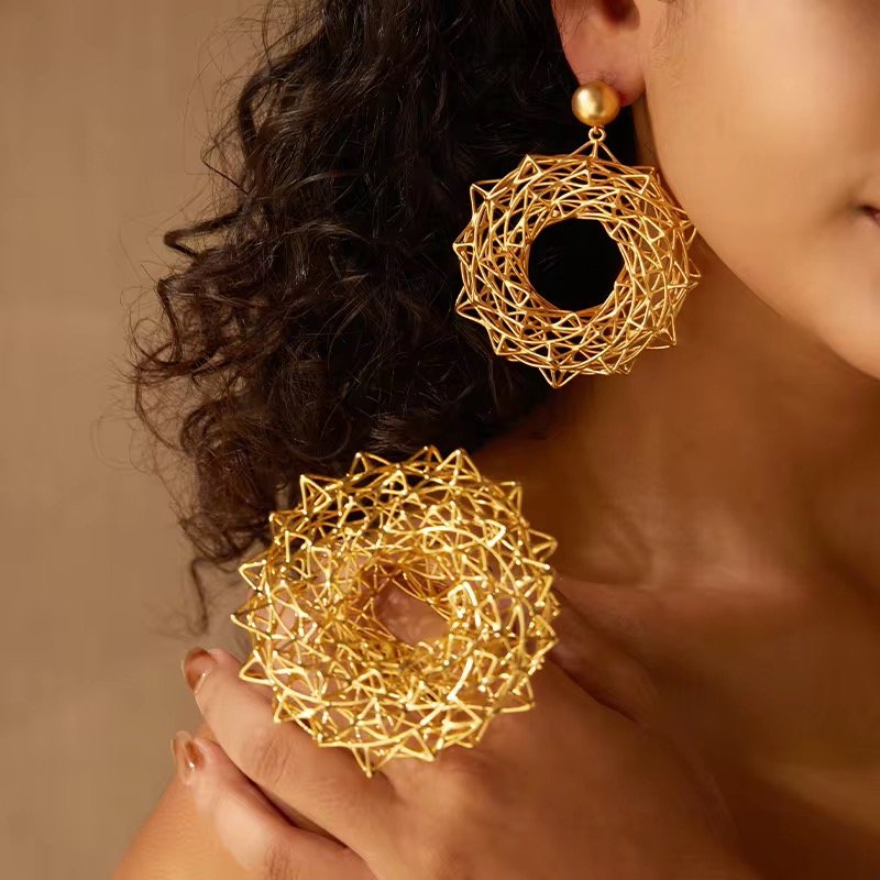 BEAUTIFUL BOLD JEWELRY