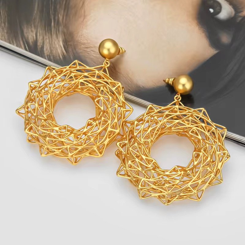 BEAUTIFUL BOLD JEWELRY